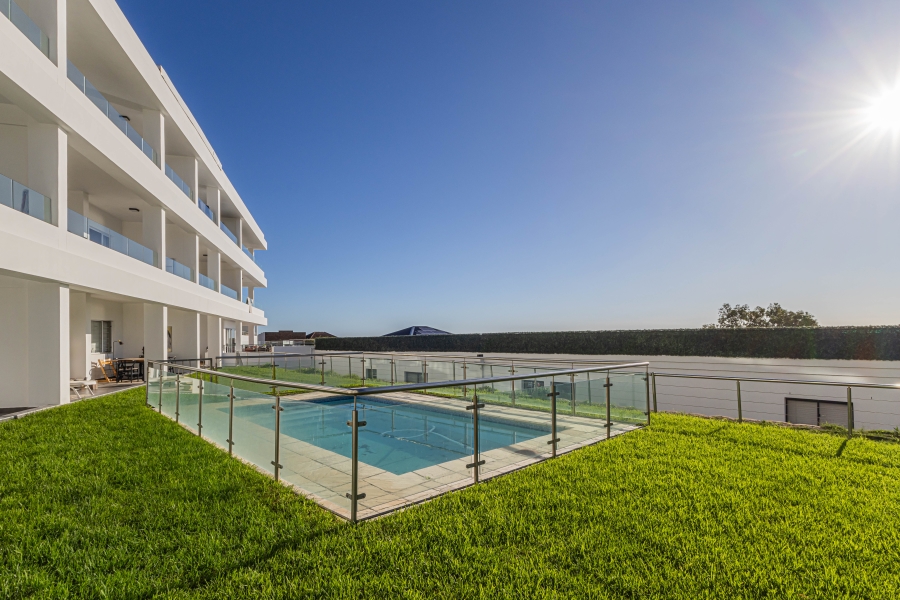 To Let 2 Bedroom Property for Rent in Camps Bay Western Cape